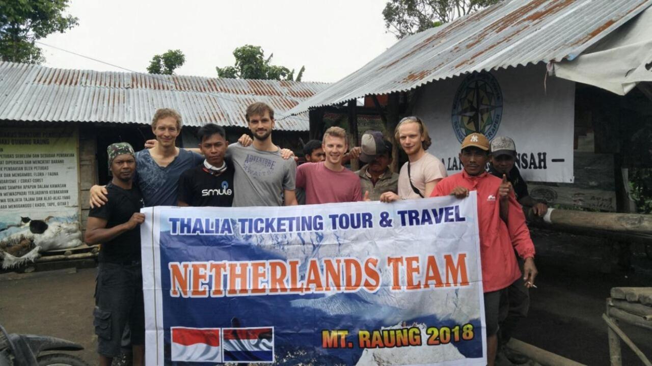 Thalia Homestay & Ijen Bromo Tour Баньюванги Экстерьер фото